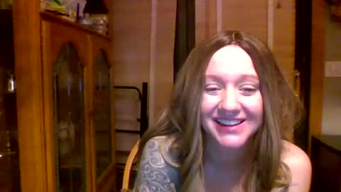 Snapshot of officialblueluna chatting on January 24, 8:23 am Luna online show from January 24, 8:23 am