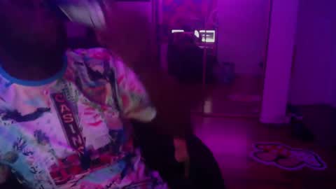 Money online show from December 10, 8:08 am