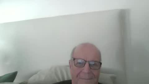 oggi95 online show from March 23, 3:17 pm