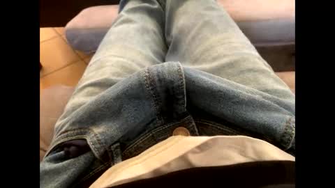 Snapshot of oggs48 chatting on October 12, 3:37 pm oggs48 online show from October 12, 3:37 pm