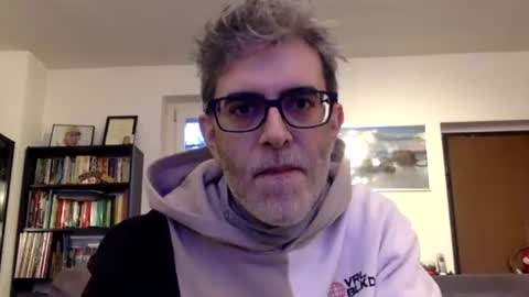 Snapshot of oggs48 chatting on February 3, 4:31 pm oggs48 online show from February 3, 4:31 pm