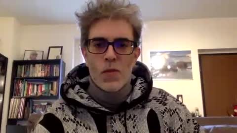 Snapshot of oggs48 chatting on February 19, 3:05 pm oggs48 online show from February 19, 3:05 pm