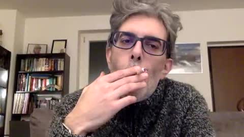 Snapshot of oggs48 chatting on February 18, 10:03 pm oggs48 online show from February 18, 10:03 pm