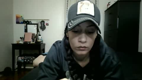 Lit en Cama online show from October 16, 1:16 am