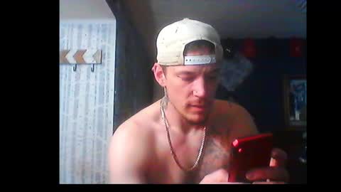 Snapshot of oh_you_know69 chatting on December 31, 8:34 pm who dares toss me some tips lets have fun online show from December 31, 8:34 pm
