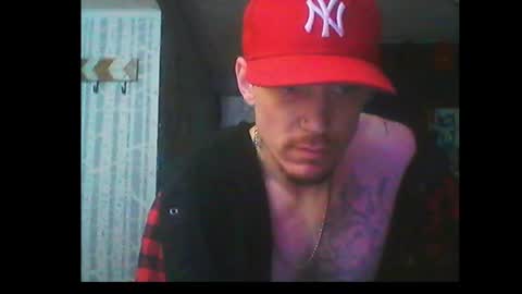 Snapshot of oh_you_know69 chatting on December 27, 8:35 am who dares toss me some tips lets have fun online show from December 27, 8:35 am