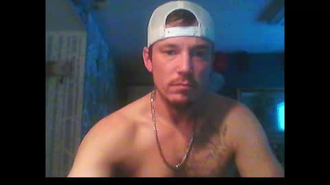 Snapshot of oh_you_know69 chatting on February 6, 12:22 am who dares toss me some tips lets have fun online show from February 6, 12:22 am