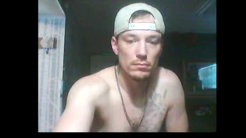 Snapshot of oh_you_know69 chatting on December 24, 8:49 pm who dares toss me some tips lets have fun online show from December 24, 8:49 pm