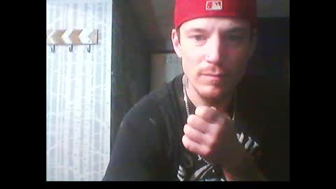 Snapshot of oh_you_know69 chatting on January 15, 8:51 am who dares toss me some tips lets have fun online show from January 15, 8:51 am