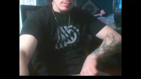 Snapshot of oh_you_know69 chatting on January 24, 11:56 pm who dares toss me some tips lets have fun online show from January 24, 11:56 pm