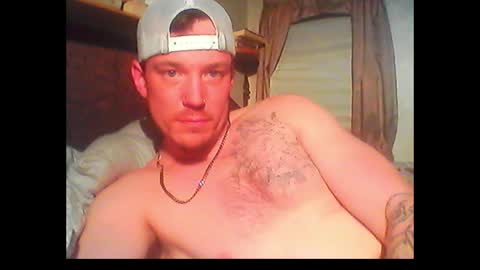 Snapshot of oh_you_know69 chatting on March 6, 7:14 am who dares toss me some tips lets have fun online show from March 6, 7:14 am
