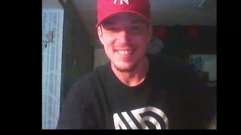 Snapshot of oh_you_know69 chatting on December 30, 6:53 am who dares toss me some tips lets have fun online show from December 30, 6:53 am