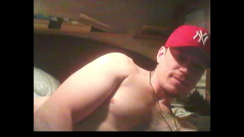 Snapshot of oh_you_know69 chatting on February 19, 2:01 pm who dares toss me some tips lets have fun online show from February 19, 2:01 pm
