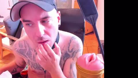 Chris online show from August 8, 10:47 am
