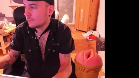 Chris online show from January 31, 8:39 pm