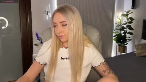 Emma online show from January 11, 1:00 am