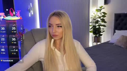 Emma online show from November 9, 1:42 am