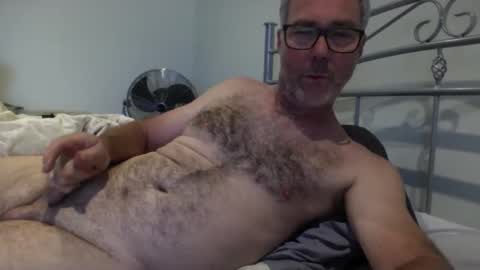 oiledcouple1 online show from October 21, 7:13 am