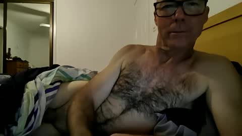 oiledcouple1 online show from July 27, 10:34 am
