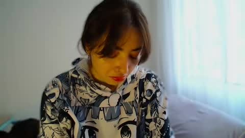 Snapshot of okanne chatting on February 10, 9:58 pm Skylar online show from February 10, 9:58 pm