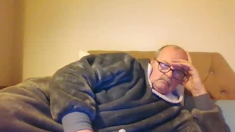 old_fkr online show from February 18, 9:42 pm