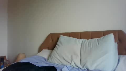 Snapshot of old_fkrr_ chatting on September 14, 9:22 am old_fkrr_ online show from September 14, 9:22 am