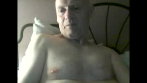oldbuthorny62 online show from January 24, 6:03 am