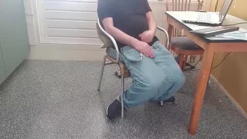 Snapshot of oldersagger chatting on February 17, 1:44 pm oldersagger online show from February 17, 1:44 pm