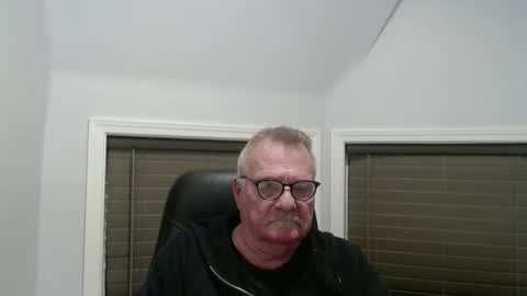 oldguybigd online show from December 3, 7:20 am