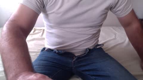 Snapshot of oldjeremy chatting on December 3, 2:44 pm oldjeremy online show from December 3, 2:44 pm