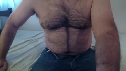 Snapshot of oldjeremy chatting on January 9, 5:00 pm oldjeremy online show from January 9, 5:00 pm