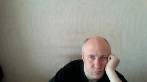 figaro online show from March 12, 8:29 am