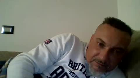 Snapshot of olimpio1230 chatting on December 2, 9:34 pm olimpio1230 online show from December 2, 9:34 pm