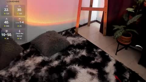  Mar  online show from October 4, 2:15 pm