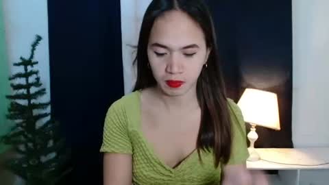 oliva_red online show from November 3, 11:11 am