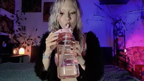 Olive online show from October 6, 2:13 pm