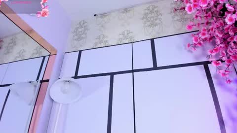 olive  online show from November 13, 5:43 am