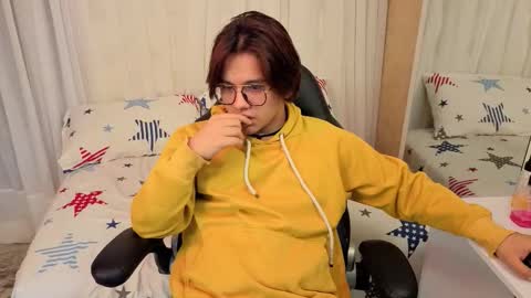 oliver_big19 online show from September 23, 1:05 pm