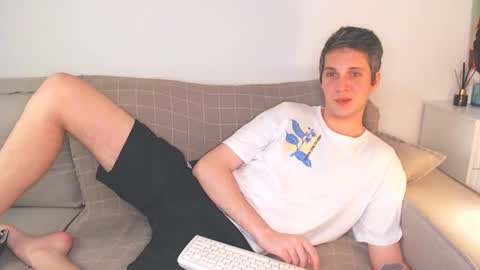 Oliver online show from December 2, 9:34 pm