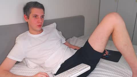 Oliver online show from January 14, 5:10 pm