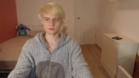 Oliver online show from December 19, 2:18 am