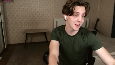 Oliver Evans online show from December 4, 11:41 pm