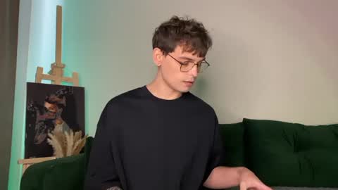 oliverlawrence online show from July 1, 9:51 am