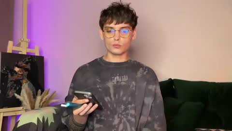 oliverlawrence online show from June 19, 9:54 pm