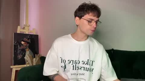 oliverlawrence online show from June 27, 12:33 pm