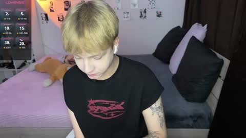 Snapshot of olivertasty chatting on September 11, 3:57 pm oliver online show from September 11, 3:57 pm