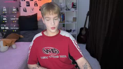 oliver online show from October 6, 9:32 pm