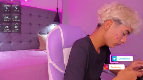 Oliver online show from September 26, 3:42 pm