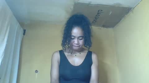 olivia9794 online show from June 24, 6:42 am