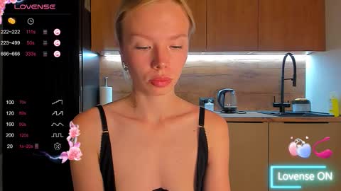 Olivia 3 online show from October 14, 10:13 pm